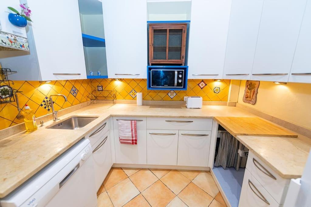 Anna-Maria : Grand Appartement 10 Personnes+Parking Prive -Actif+ Location- 마르세유 외부 사진